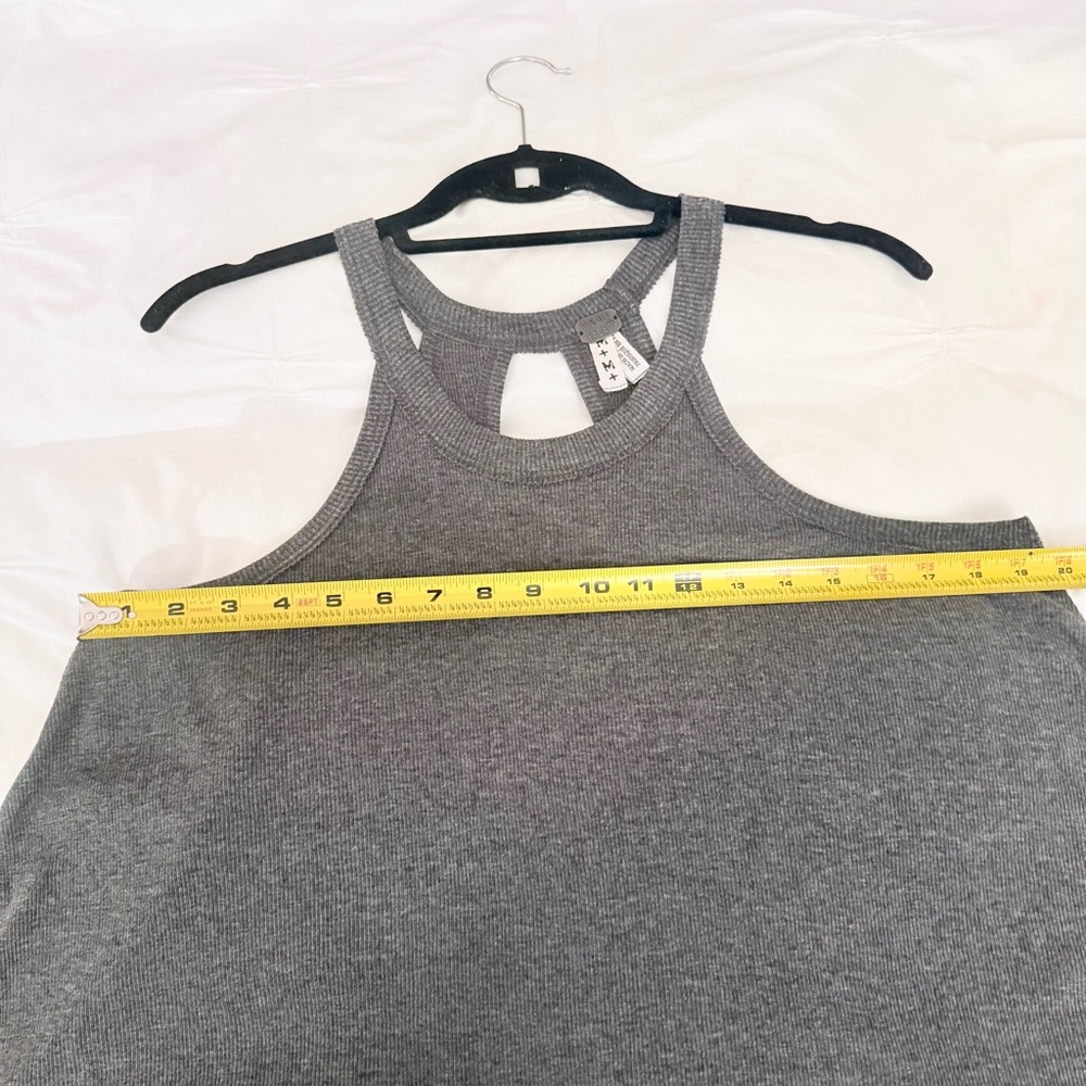 NWOT FREE PEOPLE WE THE FREE GRAY RACERBACK TANK TOP—PRISTINE, NEVER WORN! - Picture 8 of 11